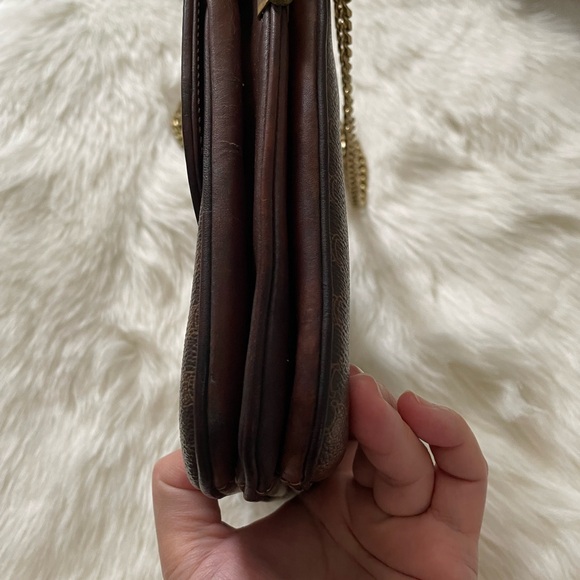 Celine Brown Shoulder Bag with Monogram Pattern and Gold Chain Strap - Picture 3 of 7